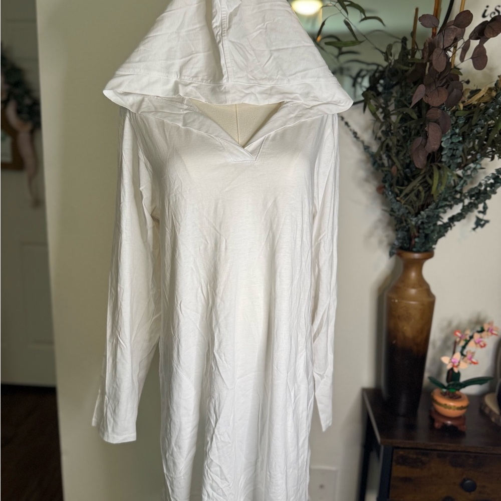 Lands’ End White Hooded Cover Up- NWOT